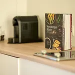 Apartment Charmantes Am Stadtrand - Ruhig Und Doch Schnell In Der Stadt Und Am Berg *